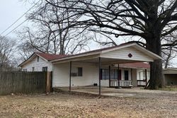 Pre-foreclosure in  TONEY ST Hot Springs National Park, AR 71901