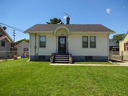 Pre-foreclosure in  CLOVER AVE Rockford, IL 61102