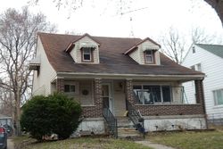 Pre-foreclosure in  POWERS AVE Dearborn Heights, MI 48125