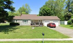 Pre-foreclosure in  W PORTER AVE Chesterton, IN 46304