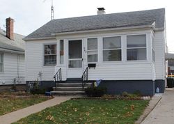 Pre-foreclosure in  MAPLE BLVD Monroe, MI 48162