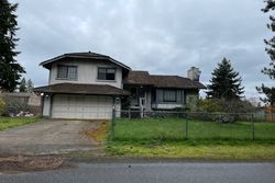 Pre-foreclosure in  210TH AVENUE CT E Bonney Lake, WA 98391
