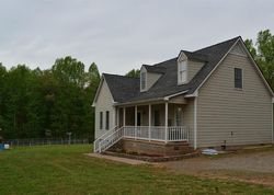 Pre-foreclosure in  APPLE GROVE RD Mineral, VA 23117