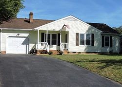 Pre-foreclosure Listing in KIMBERLY DR GLOUCESTER, VA 23061
