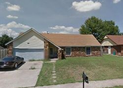 Pre-foreclosure in  E 29TH PL Tulsa, OK 74134