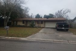 Pre-foreclosure in  HIALEAH DR Corpus Christi, TX 78418