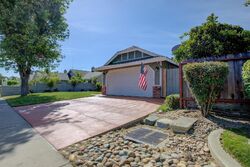 Pre-foreclosure in  ROSANNE LN Modesto, CA 95356