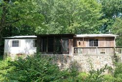 Pre-foreclosure Listing in PEPRIDGE RD WALHALLA, SC 29691