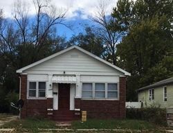 Pre-foreclosure in  S MARTIN LUTHER KING JR DR Springfield, IL 62703