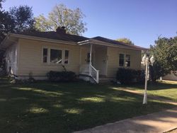 Pre-foreclosure Listing in FRANKLIN AVE TROY, IL 62294