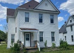 Pre-foreclosure in  W 4TH ST Davenport, IA 52802