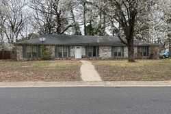 Pre-foreclosure in  QUAIL RUN DR Little Rock, AR 72210