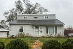 Pre-foreclosure in  N WILSON ST Chillicothe, IL 61523