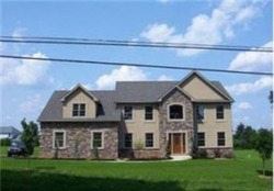 Pre-foreclosure in  LOWER MACUNGIE RD Macungie, PA 18062