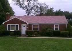 Pre-foreclosure in  GENE DR Pittsburgh, PA 15237