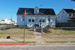 Pre-foreclosure in  BEALE ST Marcus Hook, PA 19061