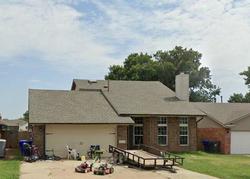 Pre-foreclosure in  SWAN HOLLOW DR Norman, OK 73072