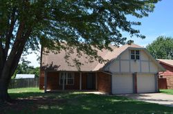 Pre-foreclosure in  KEITH DR Oklahoma City, OK 73135