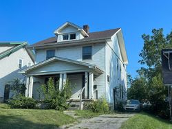 Pre-foreclosure in  E SHADYSIDE DR Dayton, OH 45405