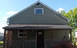Pre-foreclosure in  E 9TH ST Uhrichsville, OH 44683