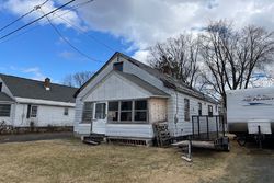 Pre-foreclosure in  NORFOLK AVE Schenectady, NY 12303