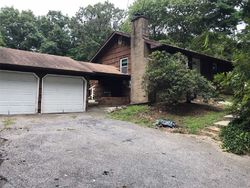 Pre-foreclosure in  DALY RD East Northport, NY 11731
