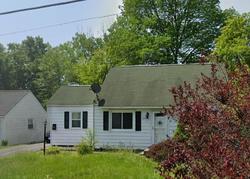 Pre-foreclosure in  RICHARDSON DR Syracuse, NY 13212