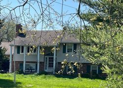 Pre-foreclosure in  VINEYARD RD Atco, NJ 08004
