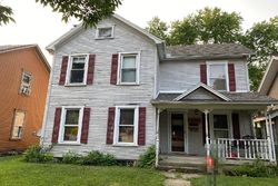 Pre-foreclosure in  E COTTAGE AVE Dayton, OH 45449