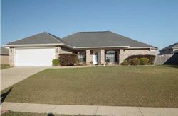 Pre-foreclosure in  GAMEPOINT DR Theodore, AL 36582