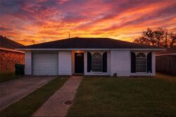 Pre-foreclosure in  CONCORDIA DR La Place, LA 70068
