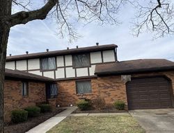 Pre-foreclosure in  BECKENHAM CT Columbus, OH 43230