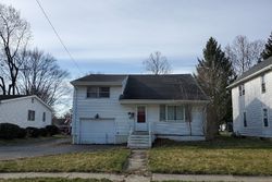 Pre-foreclosure in  E PEARL ST Findlay, OH 45840