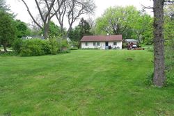 Pre-foreclosure in  OAKWOOD RD Northbrook, IL 60062