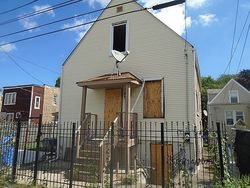 Pre-foreclosure in  N HARDING AVE Chicago, IL 60651