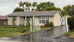 Pre-foreclosure in  SOLFISBURG AVE Aurora, IL 60505