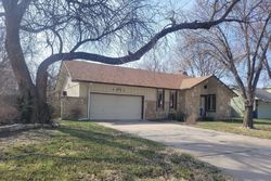 Pre-foreclosure in  S CAPRI LN Wichita, KS 67207