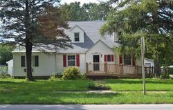 Pre-foreclosure in  S JEFFERSON WAY Indianola, IA 50125