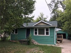 Pre-foreclosure in  NW 62ND AVE Johnston, IA 50131