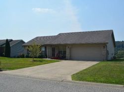 Pre-foreclosure in  BREWER DR Borden, IN 47106