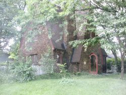 Pre-foreclosure in  S WASHINGTON ST Bloomington, IN 47401
