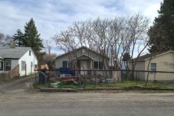 Pre-foreclosure Listing in E ORCHARD ST HAGERMAN, ID 83332