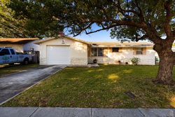 Pre-foreclosure in  N SATURN AVE Clearwater, FL 33755