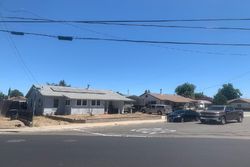 Pre-foreclosure in  VINE AVE Escalon, CA 95320