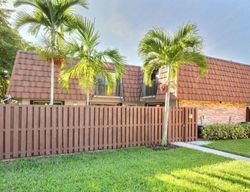 Pre-foreclosure in  WIMBLEDON DR Hollywood, FL 33026