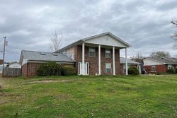 Pre-foreclosure in  MAPLE SHADE RD Alma, AR 72921