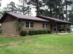 Pre-foreclosure in  PINECREST AVE Hope, AR 71801