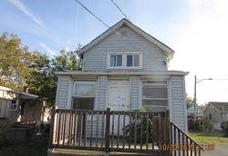 Pre-foreclosure in  CREEK RD Keansburg, NJ 07734