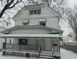  W 38th St, Cleveland OH