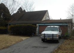 Pre-foreclosure in  GENESEE LN Willingboro, NJ 08046